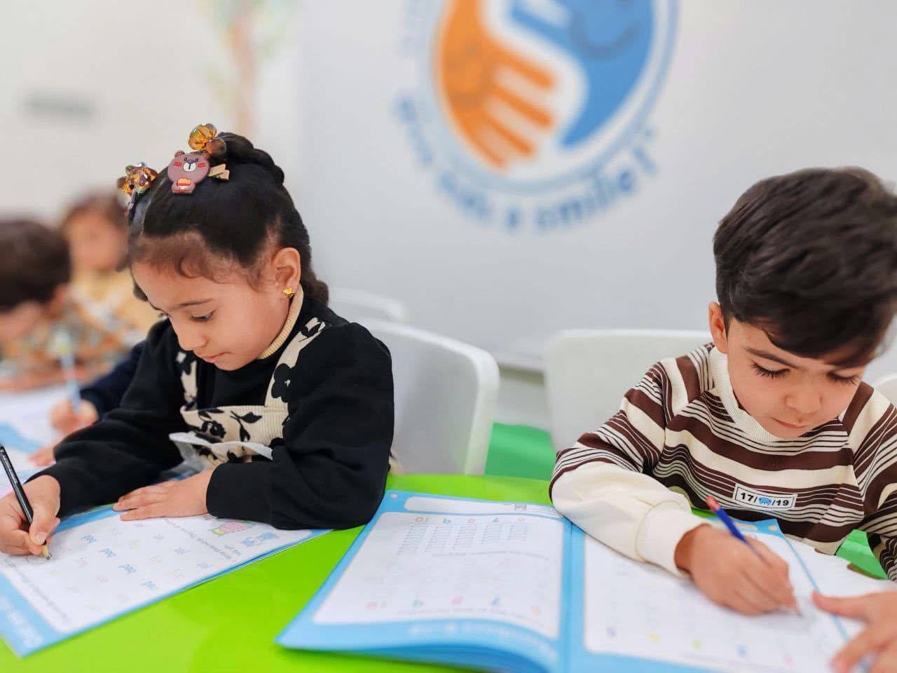 لحظات من التعلم والمرح في روضة ليتل هاندز